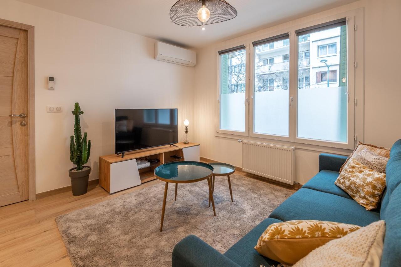 アヌシー7 Rhone Super T2 Renove Avec Place De Parking Priveeアパートメント エクステリア 写真